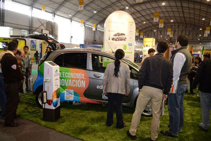 Primer auto eléctrico en Peru destaco en la FIMA