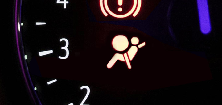 como-arreglar-luz-advertencia-airbag-activada-sin-escaner Cuatro razones por las que se enciende la luz del airbag
