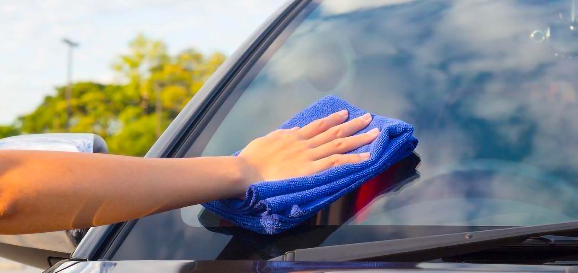 Cómo limpiar los cristales de las ventanas por fuera