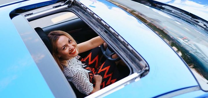 vehiculos-sunroof-electrico ¿Qué es el sunroof eléctrico y cuáles son sus beneficios en una camioneta?