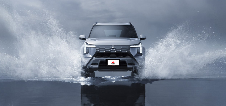 interna-Sunroof-panoramico Sunroof panorámico: qué es, beneficios y por qué elegirlo en tu SUV